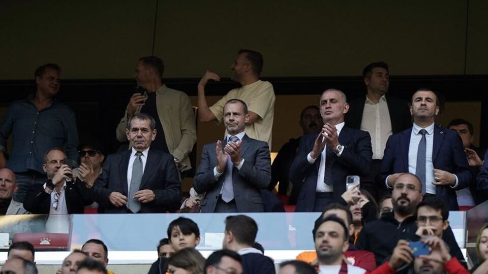 UEFA Başkanı Ceferin, G.Saray maçında