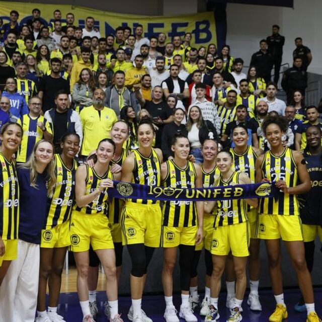 Fenerbahçe, Polonya'da kazandı