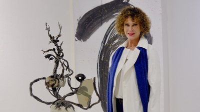 Ünlüler açılışa katıldı