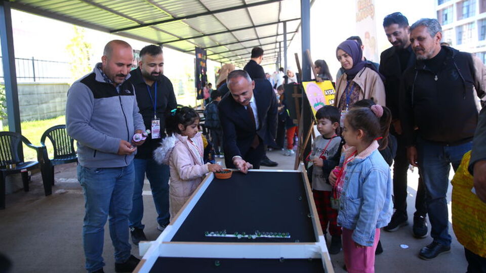 Diyarbakır'da "Oynaya Oynaya Gelin Çocuklar" etkinliği