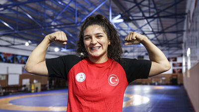 Nesrin Baş'tan gümüş madalya!