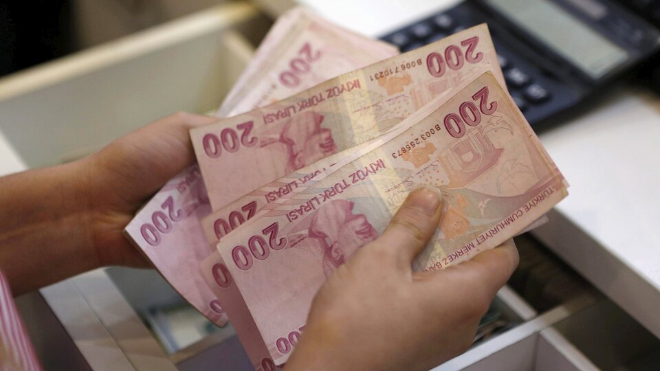 Prim arttı yurt dışı borçlanma azaldı