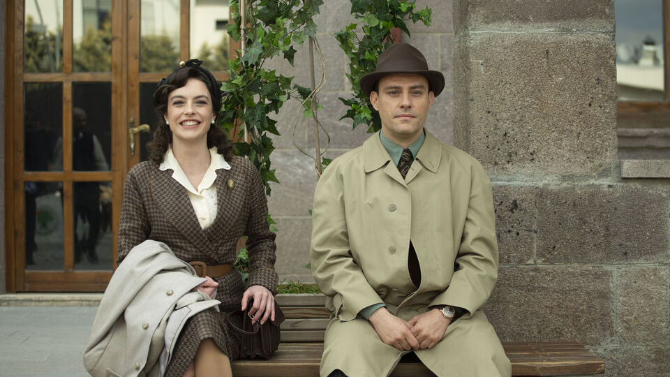 Ayakta alkışlandı