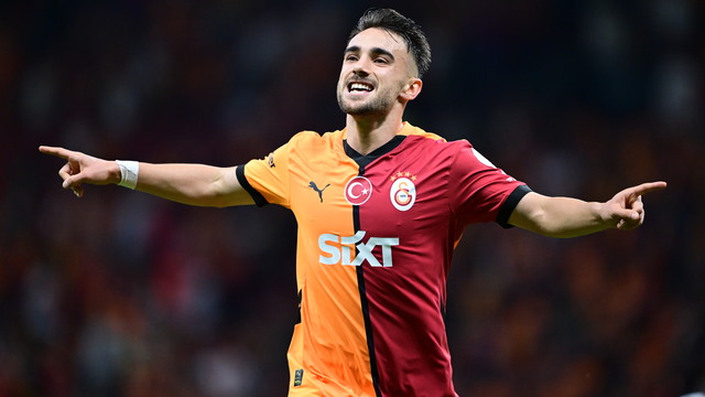 Yunus Akgün'e yeni sözleşme!