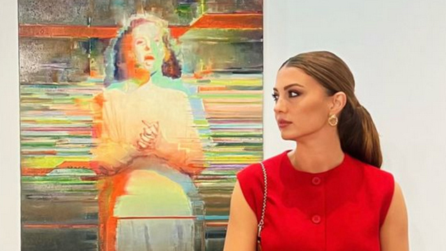 Yaza veda etti, sergiye gitti
