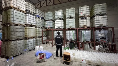 Yılbaşı öncesi piyasaya süreceklerdi