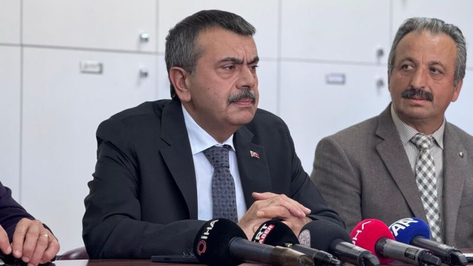 "Öğretmenlerin ara tatil seminerleri online olacak"