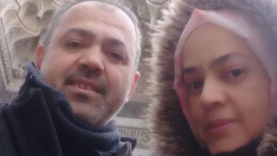 Ebru'yu defalarca bıçakladı! Öğretmen koca öldürdü!