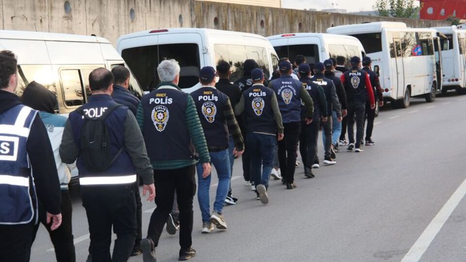 Sahte bungalov çetesine baskın!