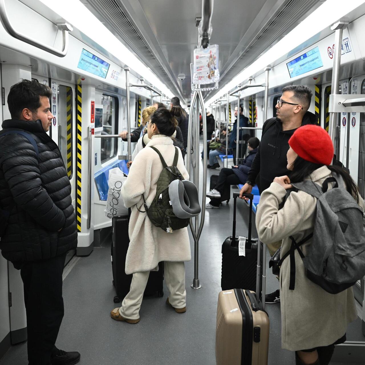 Havalimanı metrosunda yolcu rekoru