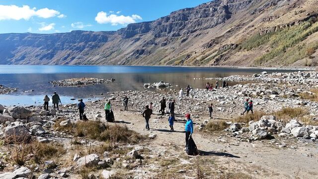 Nemrut Kalderası'nda "farkındalık" temizliği