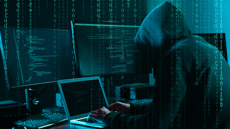 "Çin bağlantılı hackerlar ABD'li siyasileri dinliyor"