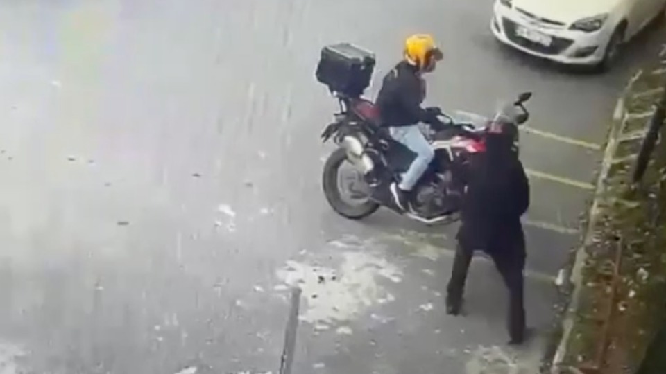 'Silahlı saldırılara' karşı hırsızlık operasyonu!