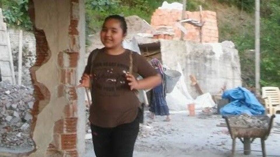 Kahreden olay! 16 yaşlarındaki kızın cesedi karaya vurdu