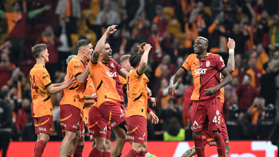 Galatasaray 11 maçtır yenilmiyor!