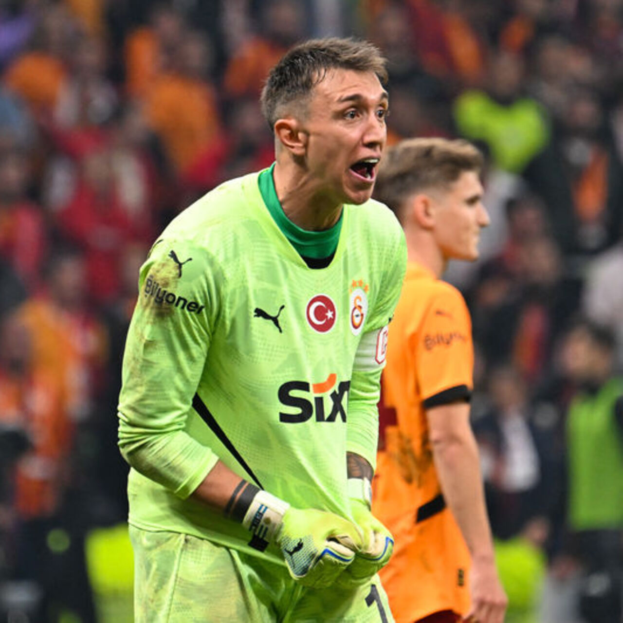 Muslera'dan yeni sözleşme açıklaması!