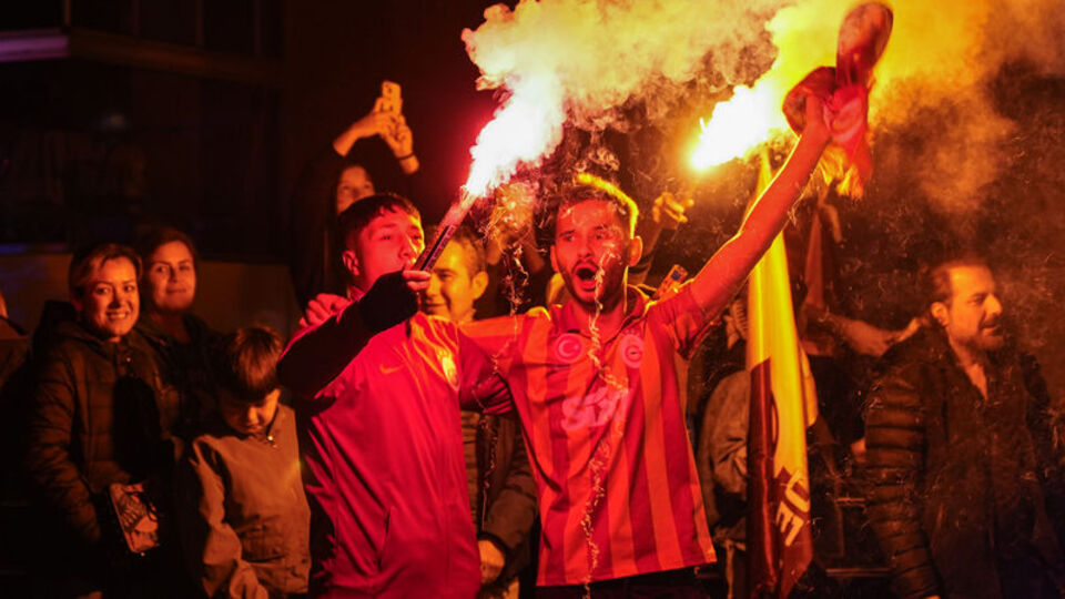 Galatasaray, Florya'da coşkuyla karşılandı!