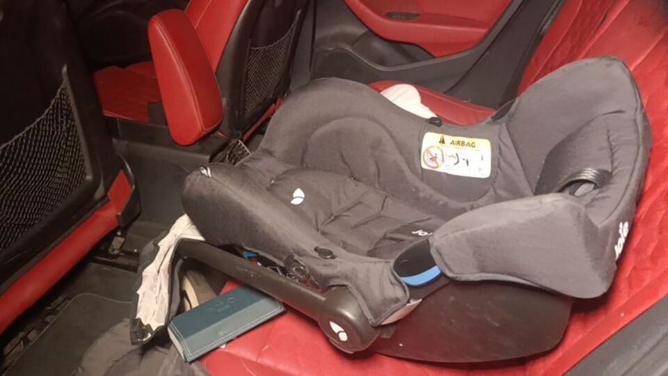 Bu koltukta 5 aylık bir bebek vardı!