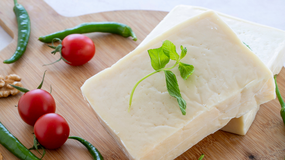 Ünlü markanın ürettiği tulum peynirinden bakın ne çıktı