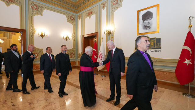 İstanbul Valiliği'nde 101. yıl kabul töreni