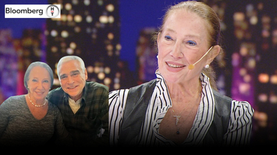 "Tolga'nın sesini duyuyor, ona cevap veriyorum"