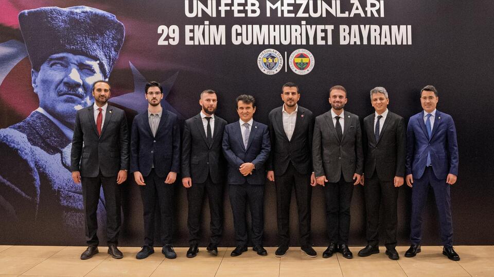 ÜNİFEB Mezunlar Derneği Cumhuriyet Bayramı'nı kutladı!