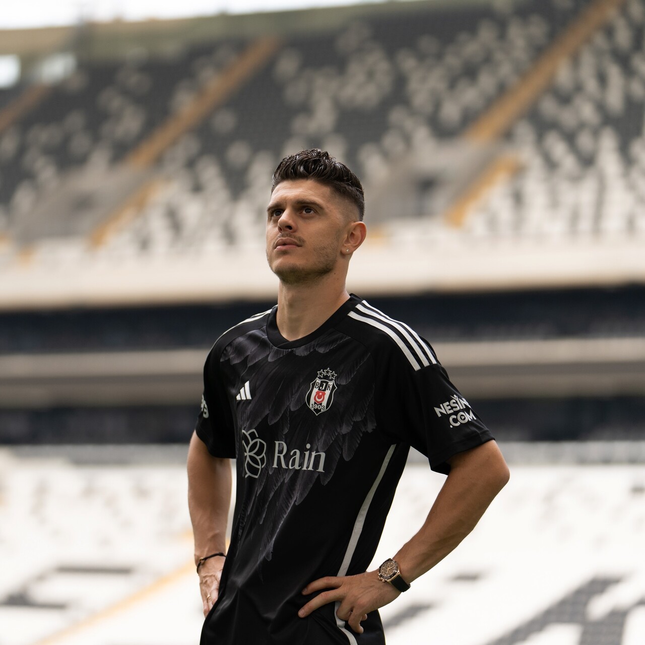 Beşiktaş Rashica'yı arıyor!