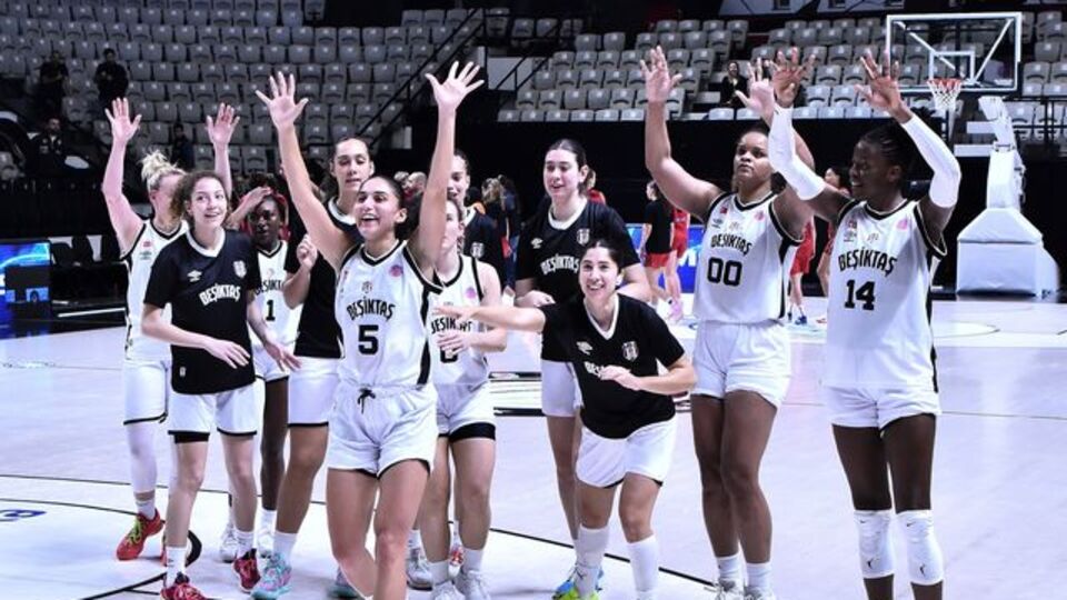 Beşiktaş'tan 4'te 4!