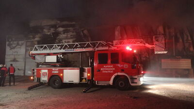 Mobilya fabrikasında yangın çıktı