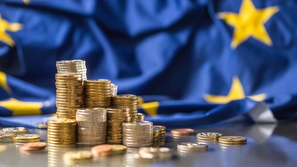 Euro Bölgesi'nde enflasyon beklentiyi aştı