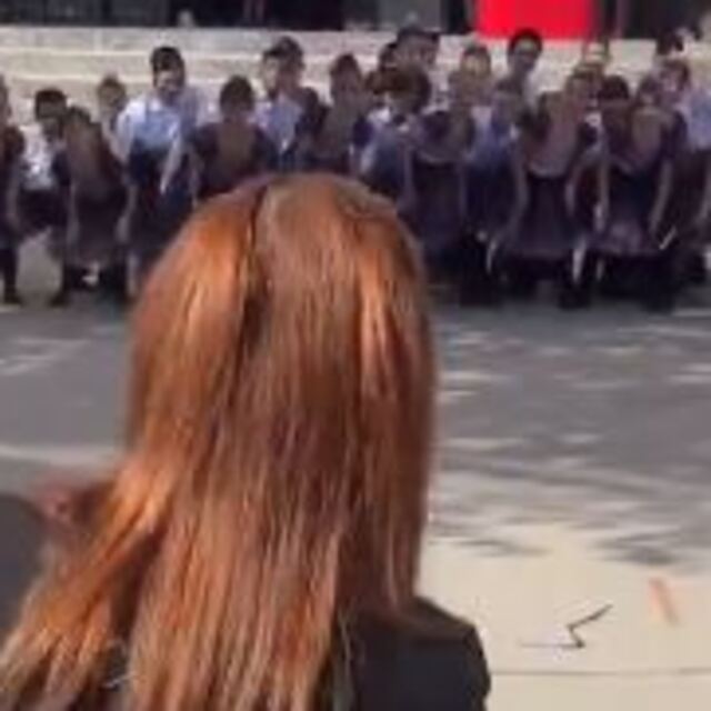İlkokulda şarkılı dans gösterisine soruşturma