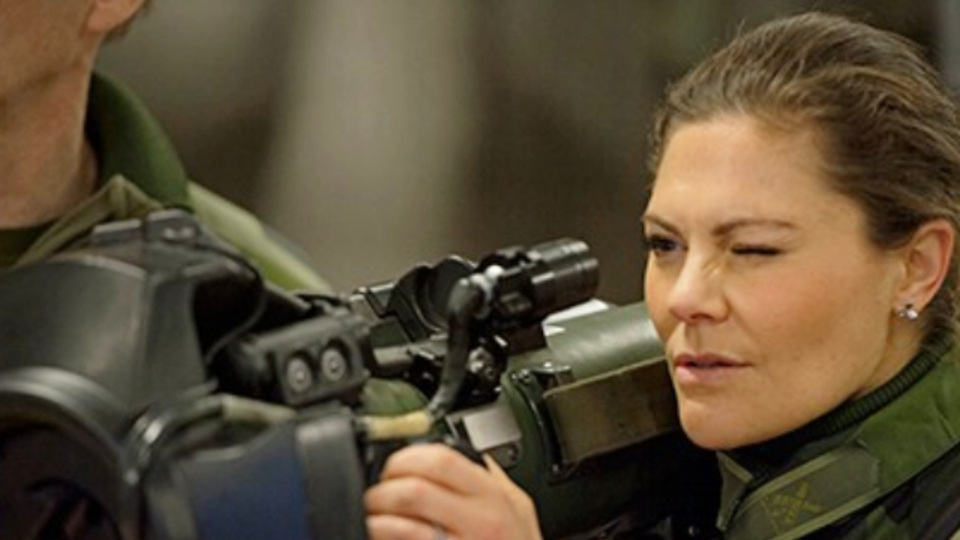 Veliaht prensesi askeri eğitim aldı