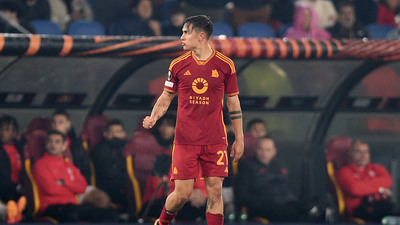 Dybala tarihe geçti, Roma kazandı!