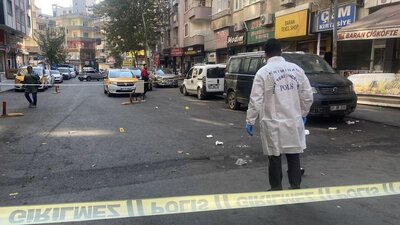 Esnafa saldırdı! 3 kişiyi bıçakladı