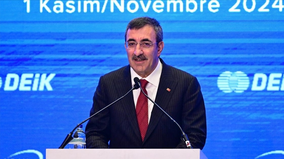 "Milli gelirimizin 1,3 trilyon doları aşmasını bekliyoruz"