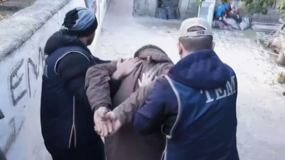 Terör örgütü DEAŞ mensubu 24 kişi tutuklandı!
