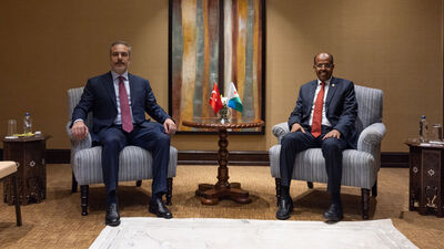 Bakan Fidan Cibuti'de