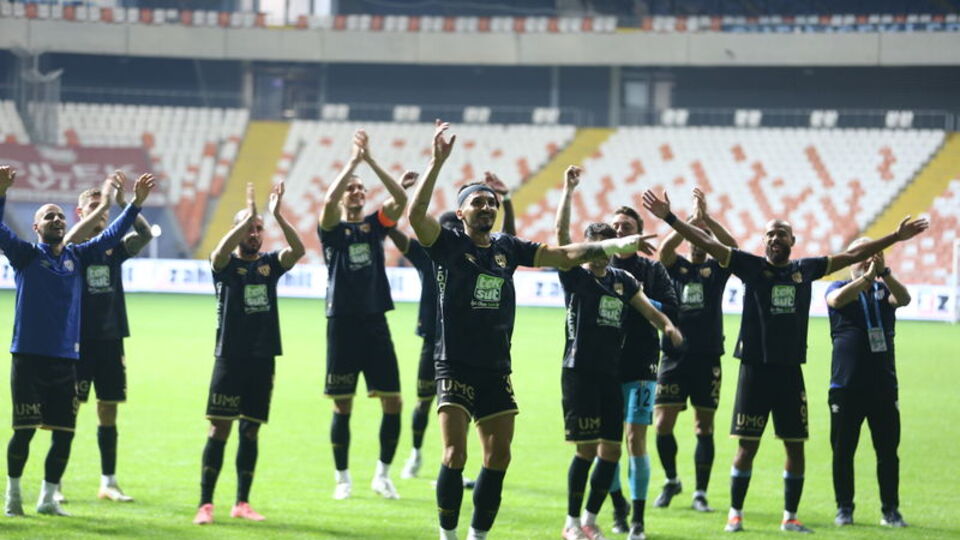 Bandırmaspor tek attı üç aldı!