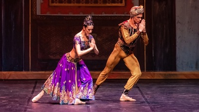 Bale ile Hindistan'a yolculuk: La Bayadère