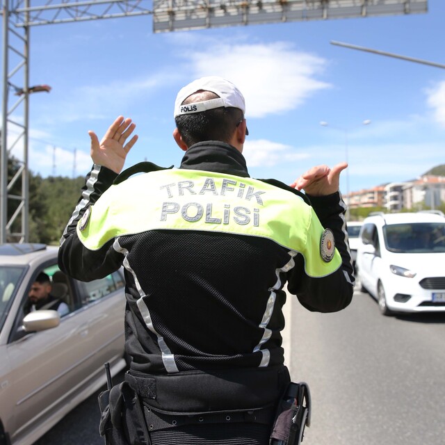 678 bin kişiye emniyet kemeri cezası