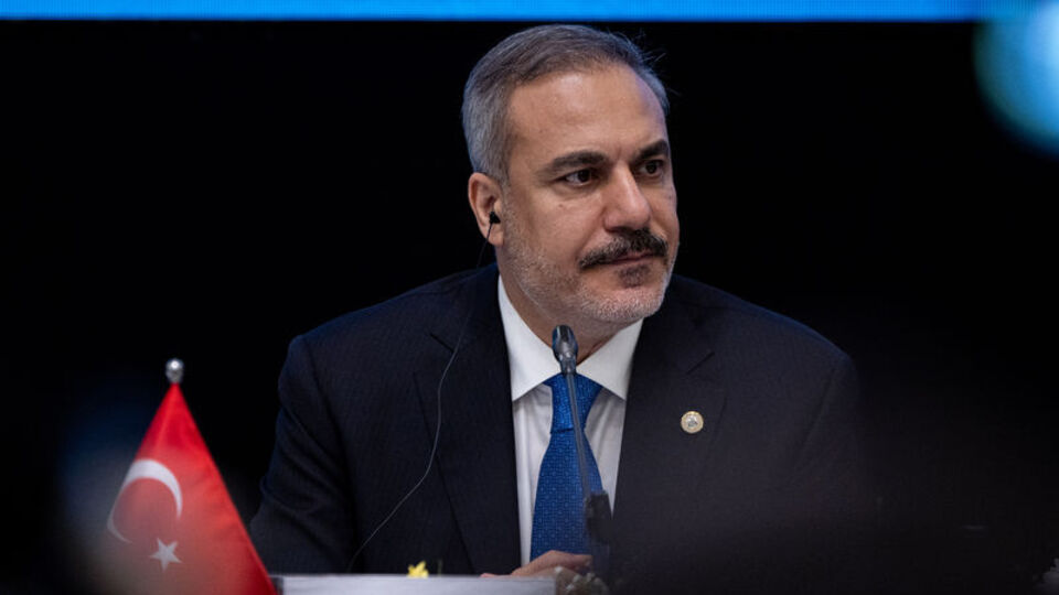 "İsrail'e silah satmak soykırıma ortak olmak"