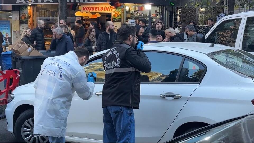 Şişli'de otomobilde ceset bulundu