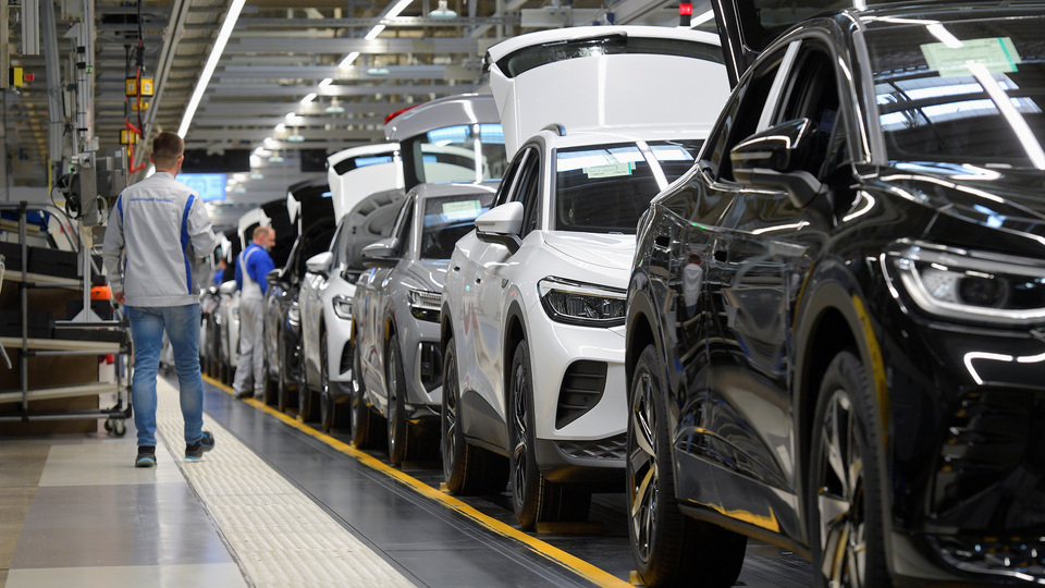 Avrupa'da otomobil üretimi Doğu'ya kayıyor
