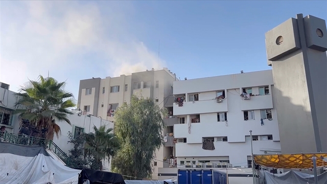İsrail ordusu Gazze'de 3 hastaneyi hedef aldı