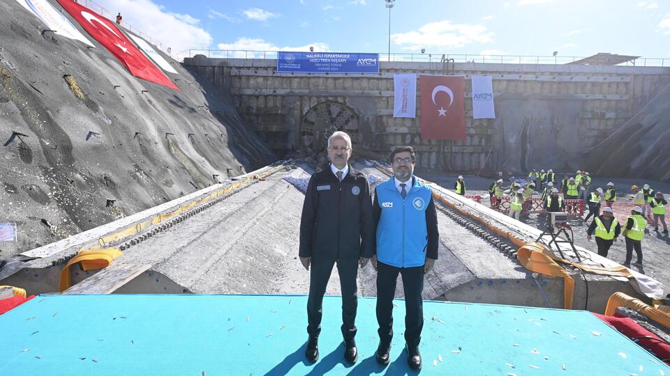 Yavuz Sultan Selim Köprüsü'nden geçecek demiryolu projesine yoğun ilgi