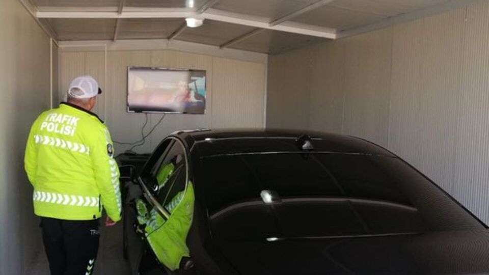 Sürücülere "Yaşam Tüneli" ile bilgilendirme