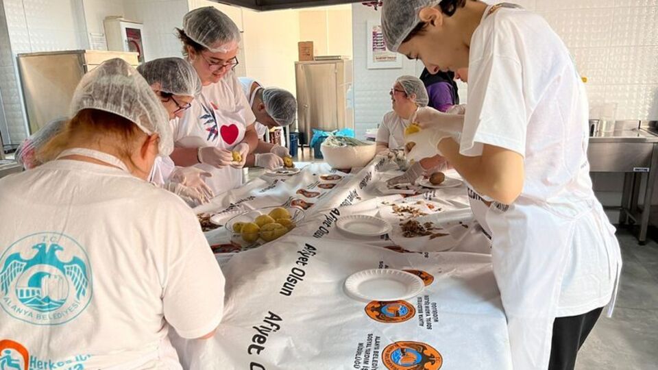 Patika'dan "Engelsiz Mutfak Atölyesi"ne destek