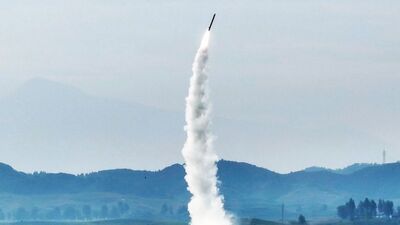 Kuzey Kore'den Kore Yarımadası'nın doğu kıyılarına balistik füze