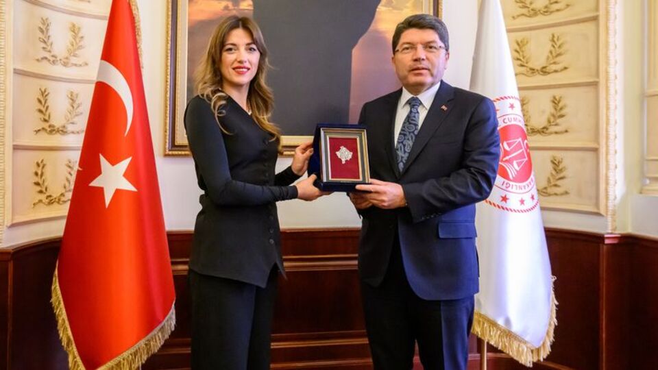 Adalet Bakanı Tunç, Kosovalı mevkidaşı ile görüştü