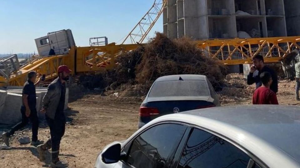 Vinç devrildi! Operatör hayatını kaybetti